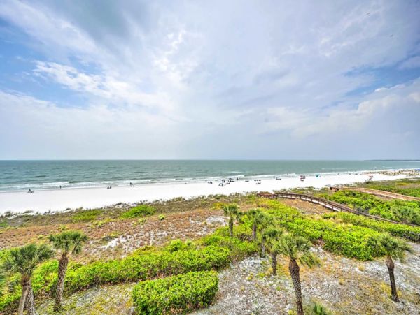 Gulf Front Marco Island Vacation Condo Two Bedroom