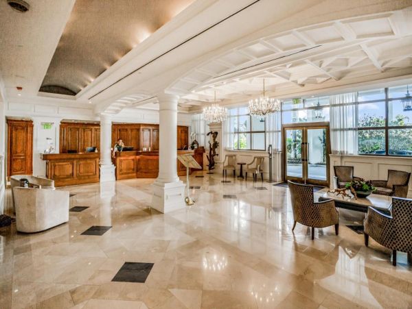 Gulf-Front Florida Vacation Rental - Marco Island Beachfront Condo