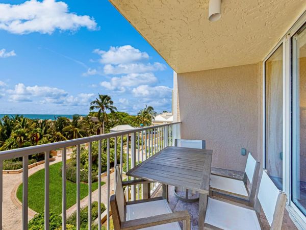 Gulf-Front Florida Vacation Rental - Marco Island Beachfront Condo