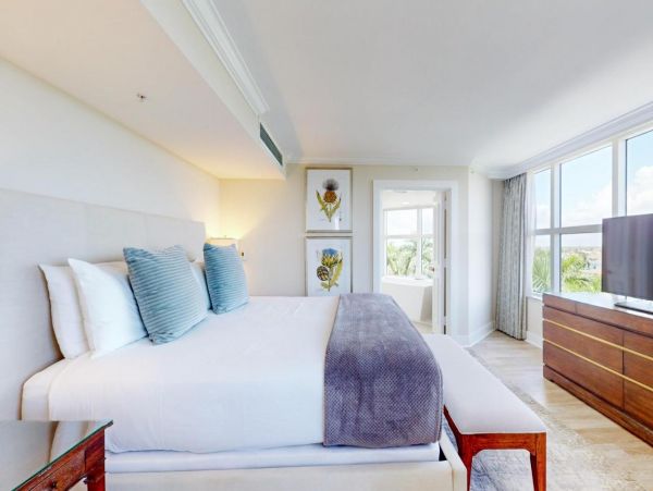 Gulf-Front Florida Vacation Rental - Marco Island Beachfront Condo
