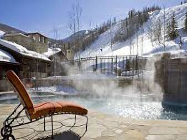 Ski in Ski Out Gondola One