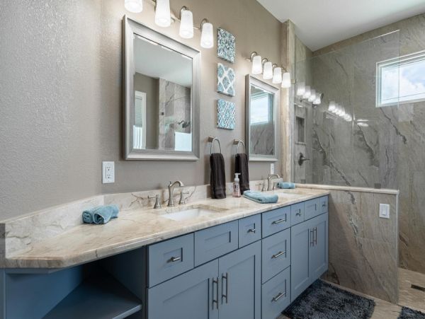 Cape Coral Vacation Home Six Bedroom