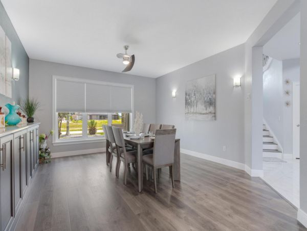 Cape Coral Vacation Home Six Bedroom