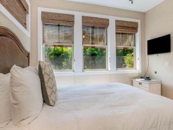 Kohala Coast Vacation Rental with Pools - Hawaii Luxury Home near Beach Club