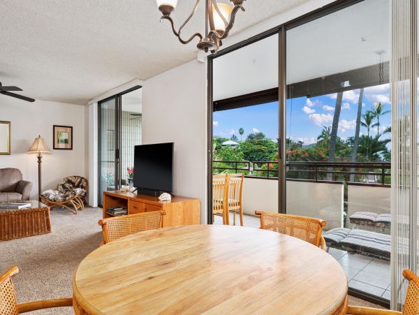 Beautiful Kailua-Kona Vacation Condo Two Bedroom