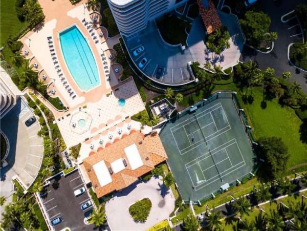 Bay Views Longboat Key Vacation Condo Two Bedroom
