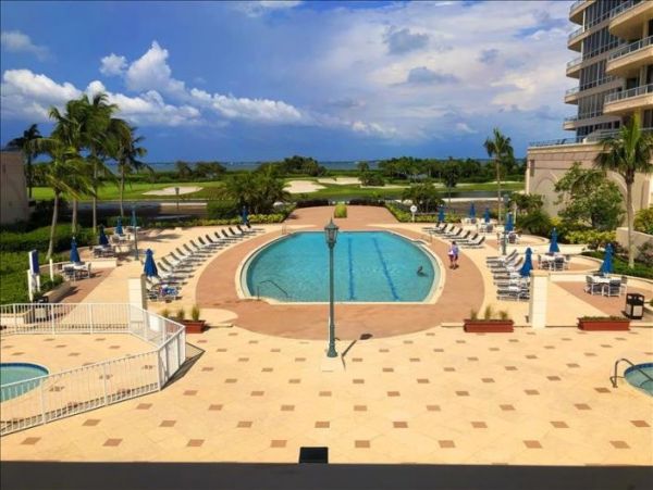Bay Views Longboat Key Vacation Condo Two Bedroom