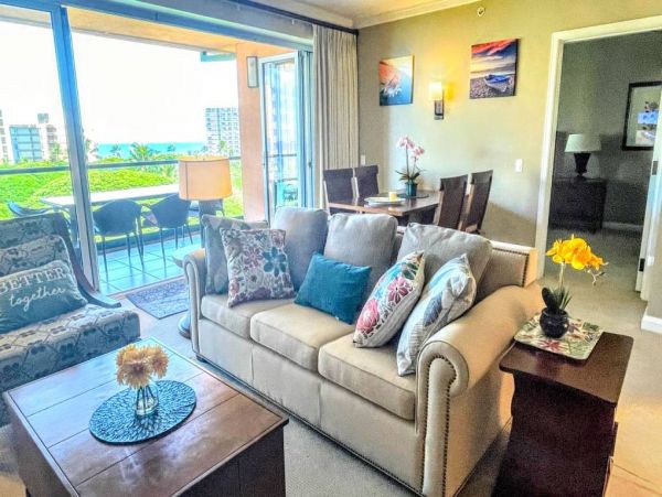 Luxurious Penthouse Offers 2 Fine Residences Combined Ocean View