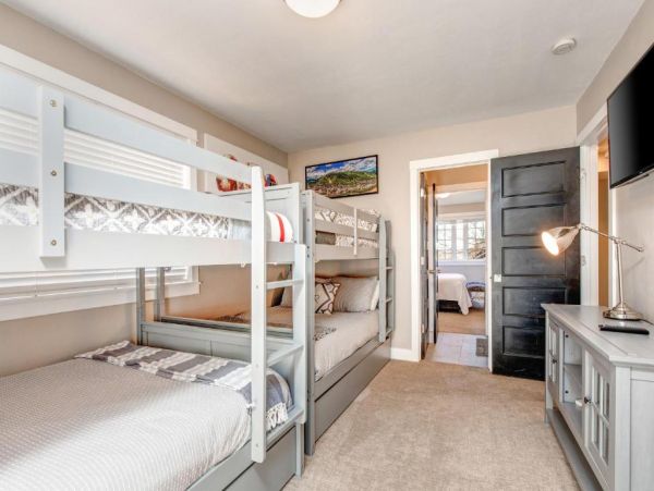 Beautiful Views Park City Vacation Home 6 Bedroom