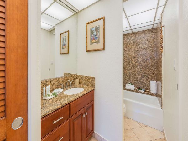 Ocean Views Kaanapali Vacation Condo With Two Bedrooms