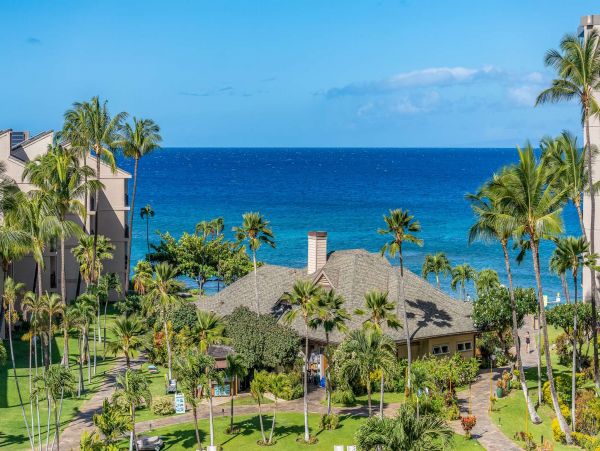 Ocean Views Kaanapali Vacation Condo With Two Bedrooms