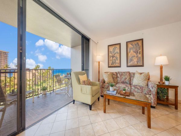 Ocean Views Kaanapali Vacation Condo With Two Bedrooms