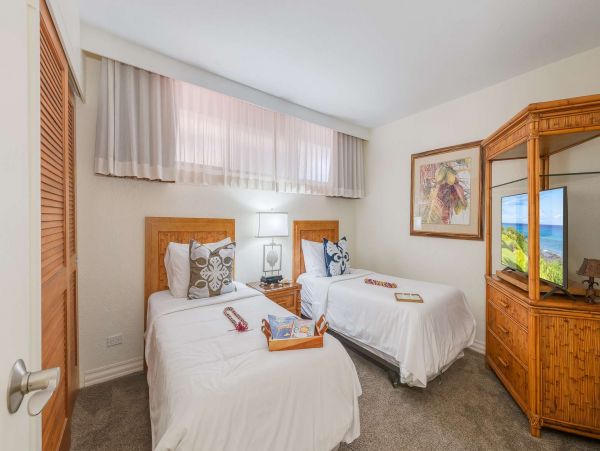 Ocean Views Kaanapali Vacation Condo With Two Bedrooms