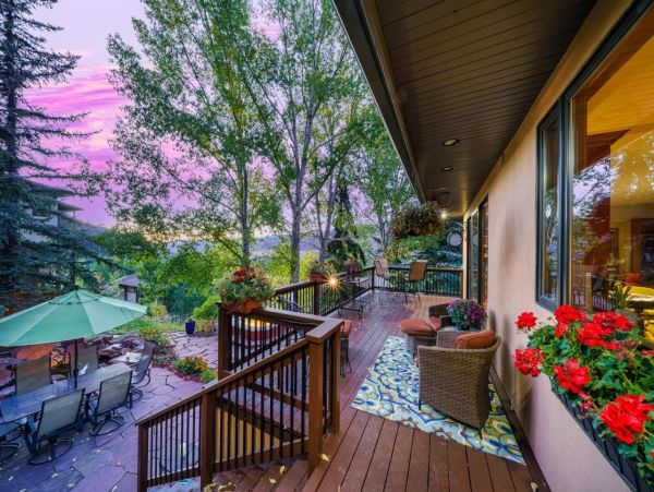 Stunning 6 Bedroom Villa in Avon with Spa & Fireplace