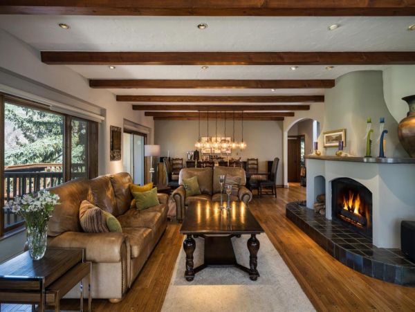 Stunning 6 Bedroom Villa in Avon with Spa & Fireplace