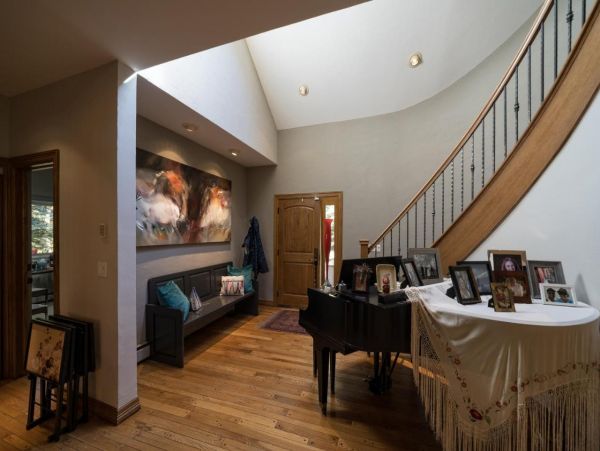 Stunning 6 Bedroom Villa in Avon with Spa & Fireplace