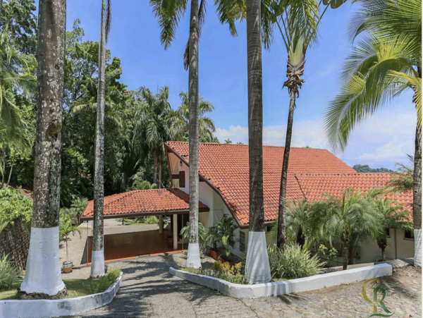Manuel Antonio Luxury Estate with Amazing Views