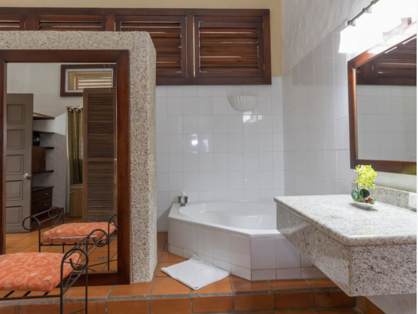 Manuel Antonio Luxury Estate with Amazing Views