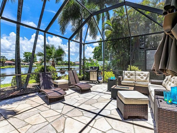 Cape Coral Vacation Pool Home Three Bedroom