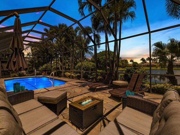 Cape Coral Vacation Pool Home Three Bedroom