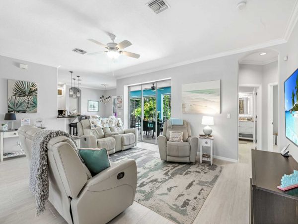 Cape Coral Vacation Pool Home Three Bedroom