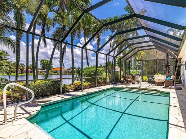 Cape Coral Vacation Pool Home Three Bedroom