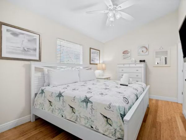 Six Bedroom Duplex with Two Pools in Holmes Beach