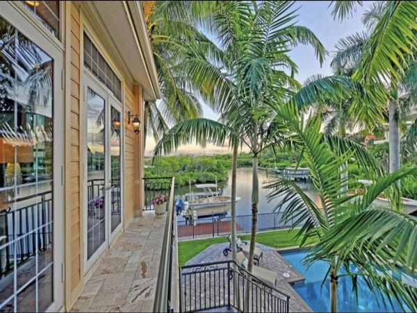 Luxury Siesta Key Vacation Pool Home Five Bedroom