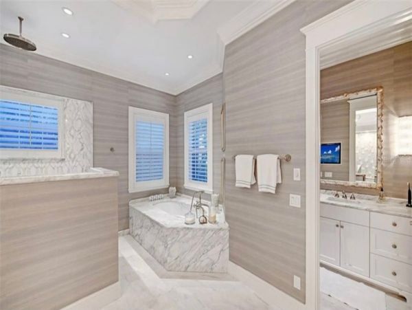 Luxury Siesta Key Vacation Pool Home Five Bedroom