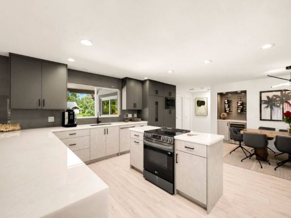 Luxury Naples Designer House