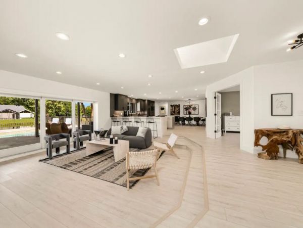 Luxury Naples Designer House