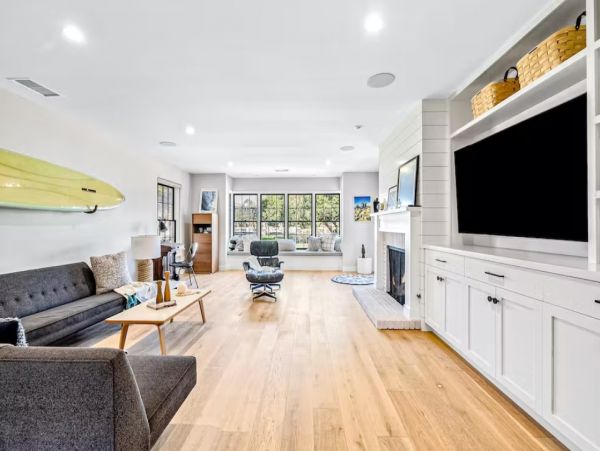 Stunning 5 Bedroom Ranch with Pool & Spa