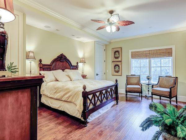 Hilton Head Vacation Pool Home Six Bedroom Walk to Beach