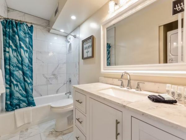 Two Bedroom Ocean View Rental Condo in Kahana