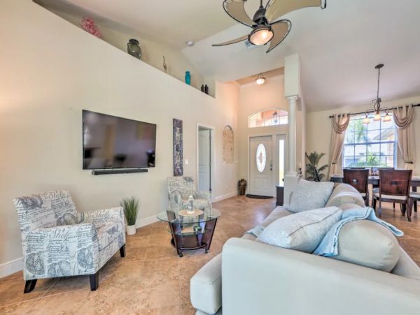Cape Coral Three Bedroom Rental Home with Pool and Hot Tub
