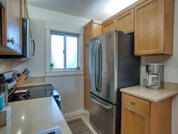 Two Bedroom Vacation Beach Condo in Kihei with Gorgeous Views