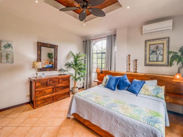 Flamingo Beach Vacation Pool Home Six Bedroom