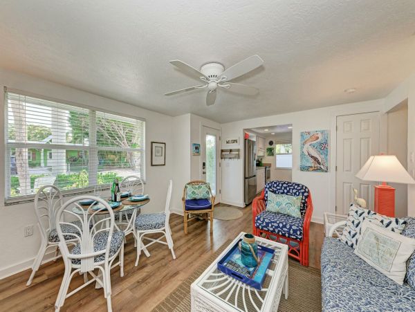 Homes Beach Two Bedroom Vacation Duplex with Private Pool