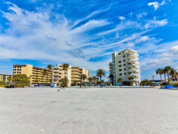 Siesta Key 2 Bedroom Condo with Ocean View