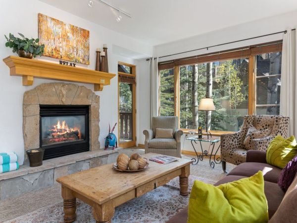 Luxury Arrowhead Village Condo - Ski-In/Ski-Out Retreat
