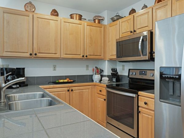 Luxury Arrowhead Village Condo - Ski-In/Ski-Out Retreat