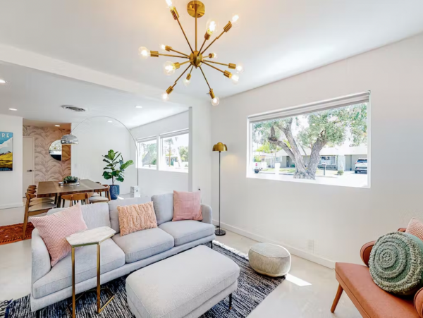 Sleek, Stylish & Colorful Four Bedroom Retreat with Pool & Spa in Palm Spring