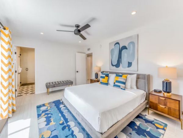 Four Bedroom Palm Springs Luxury Vacation Home