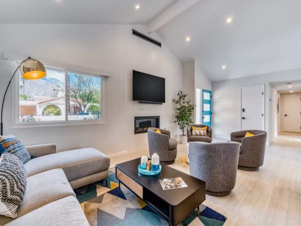 Four Bedroom Palm Springs Luxury Vacation Home