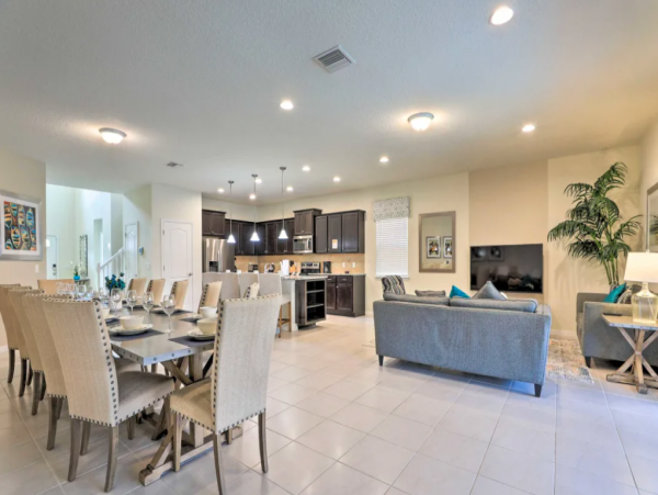 Sleek, Refreshing 8 Bedroom Pool Home with Great Community Amenities