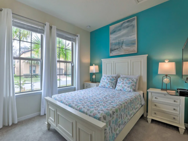 Sleek, Refreshing 8 Bedroom Pool Home with Great Community Amenities