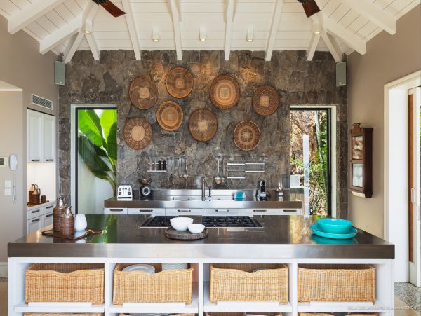 Two Villas with 11 Bedrooms Ocean View 22 Guests