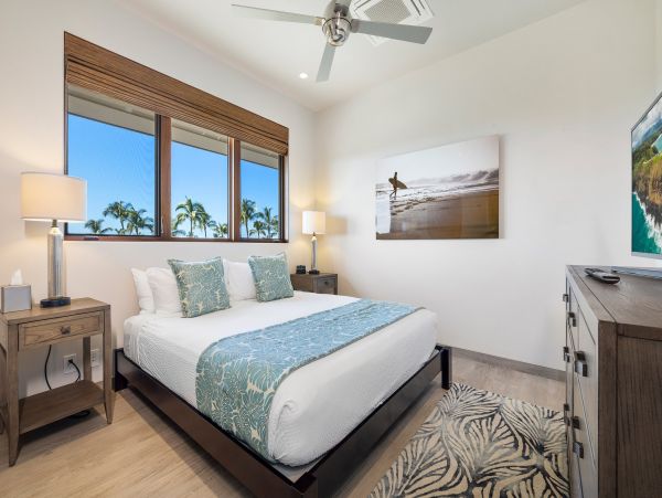 Luxury Vacation Estate with 8 Bedrooms in Waikoloa Village