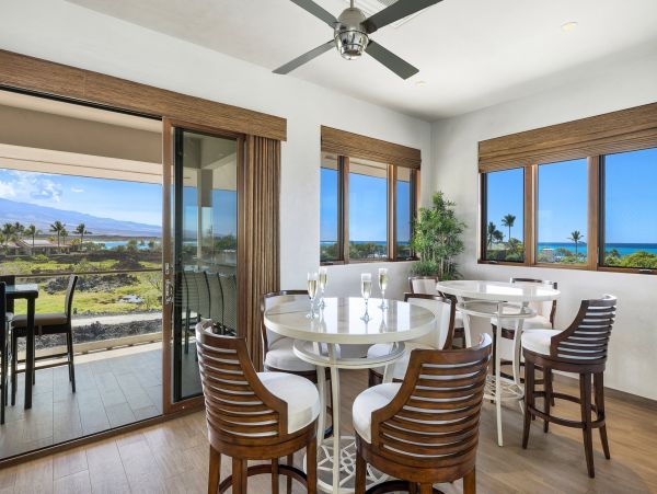 Luxury Vacation Estate with 8 Bedrooms in Waikoloa Village