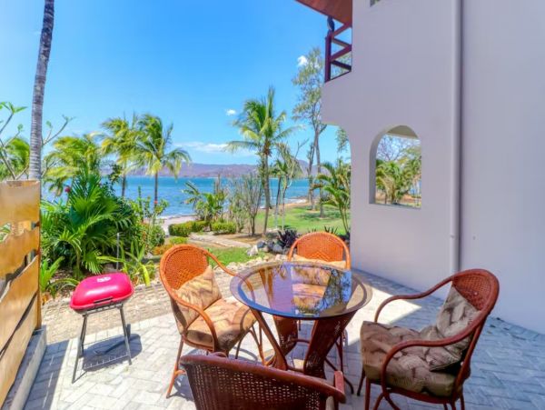 Two Bedroom Oceanfront Vacation Condo in Flamingo Beach